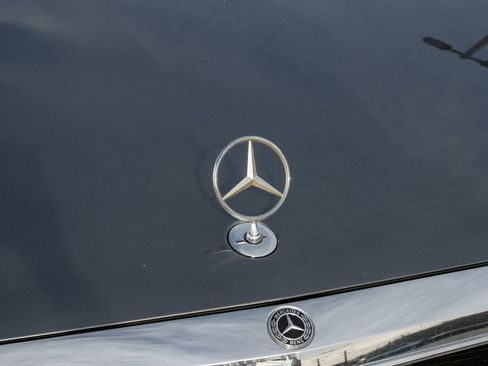 Used 2019 Mercedes-Benz S 560 4MATIC Sedan image 69