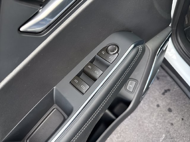 New 2027 GMC Acadia Elevation FWD image 11
