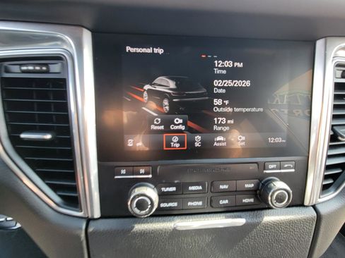 Used 2017 Porsche Macan GTS w/ Premium Package Plus image 32