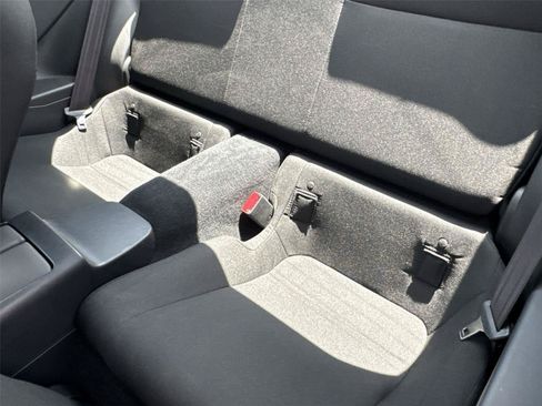 Used 2025 Toyota GR86 RWD image 15