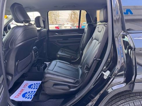 Used 2023 Jeep Grand Cherokee L Limited image 25