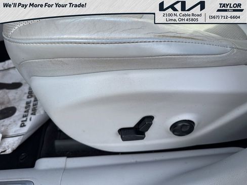 Used 2019 Jeep Cherokee Limited w/ Technology Group image 26