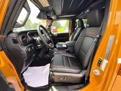 New 2026 Jeep Wrangler Unlimited Rubicon AWD/4WD image 16