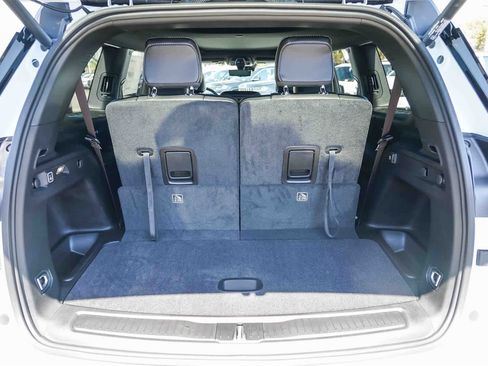 New 2025 Jeep Grand Cherokee L Limited w/ Luxury Tech Group II image 12