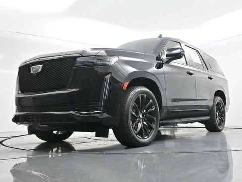 Used 2024 Cadillac Escalade Sport w/ LPO, ONYX Package AWD/4WD image 56