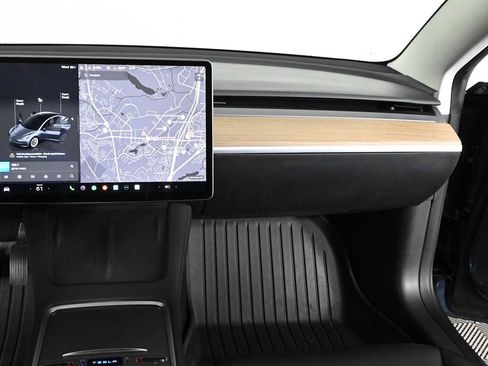 Used 2023 Tesla Model 3 Standard Range RWD image 14
