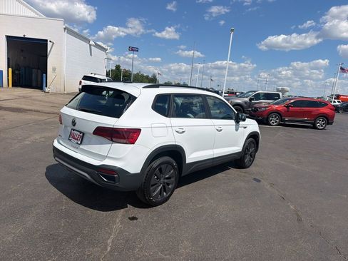 Used 2023 Volkswagen Taos S w/ Driver Assistance Package FWD image 7