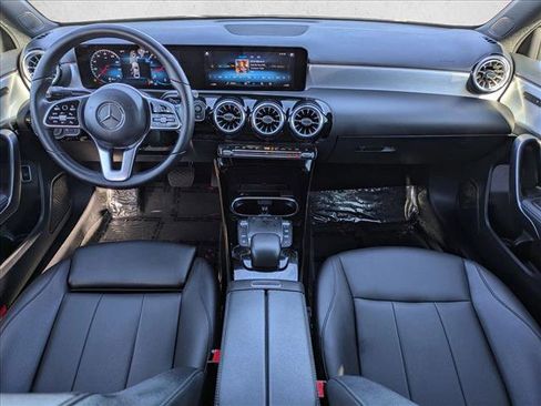 Used 2022 Mercedes-Benz A 220 image 17