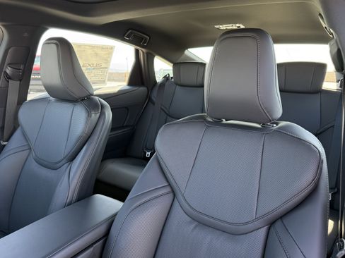 New 2026 Lexus ES 350e FWD image 19