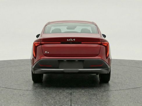 Used 2025 Kia K4 LXS image 7