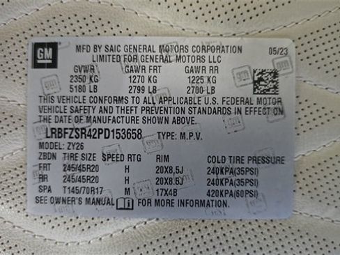 Used 2023 Buick Envision Avenir image 33