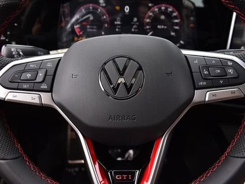New 2026 Volkswagen GTI SE FWD image 18