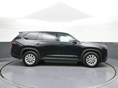 Certified 2025 Toyota Grand Highlander AWD image 5