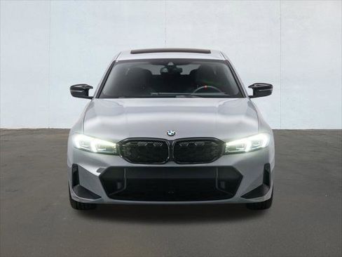 Used 2025 BMW M340i w/ Shadowloine Package image 8