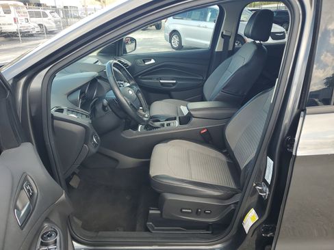 Used 2017 Ford Escape Titanium FWD image 14