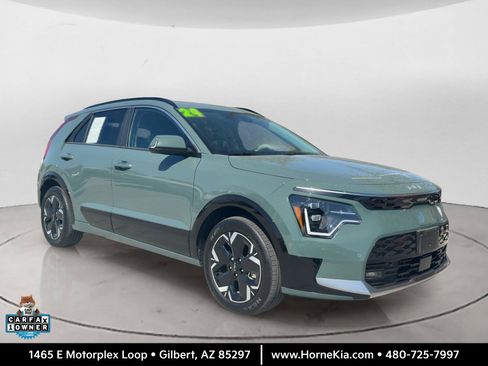 Certified 2024 Kia Niro Wave FWD image 1