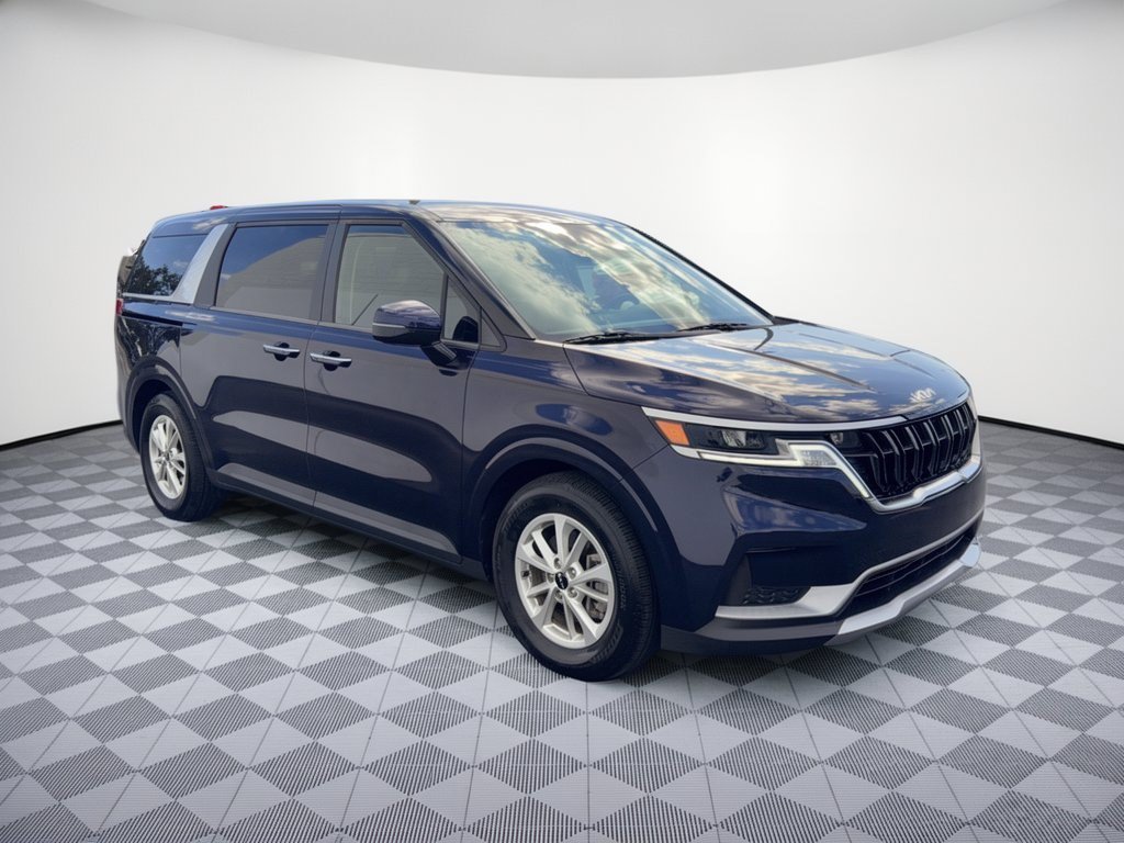 Used 2024 Kia Carnival LX FWD image 7