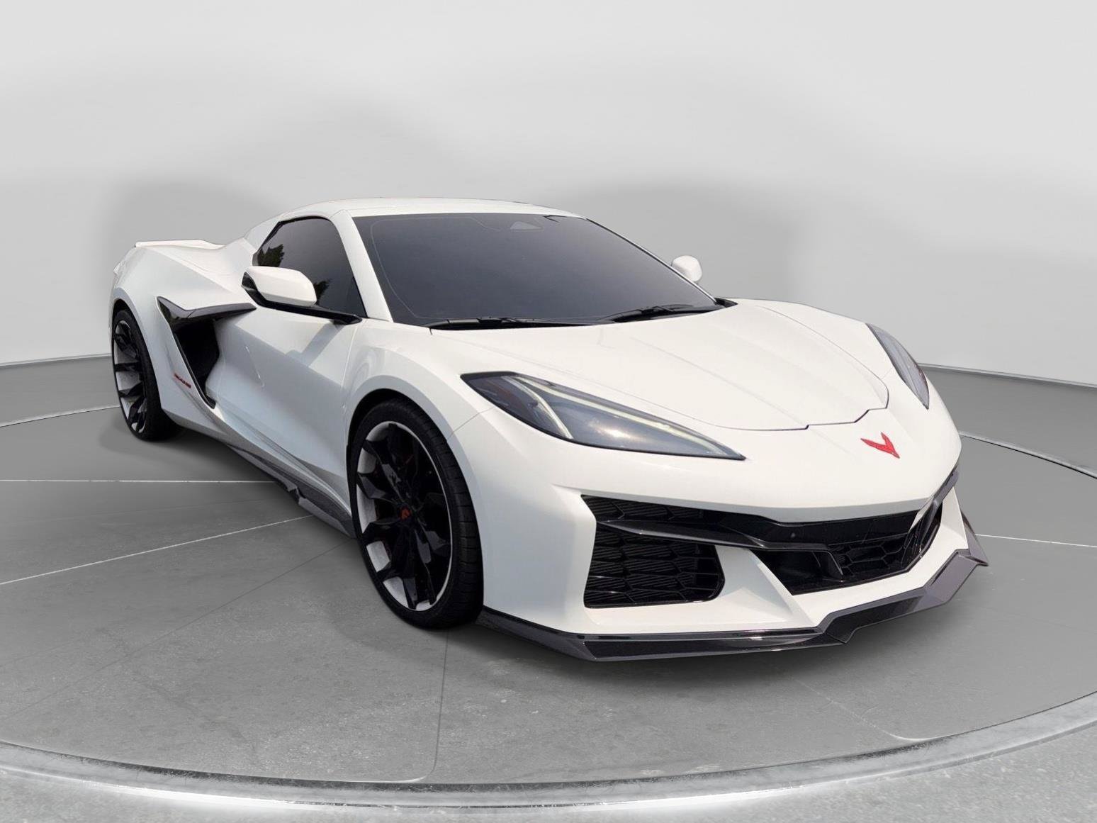 Used 2025 Chevrolet Corvette Z06 w/ Stealth Interior Trim Package RWD image 4