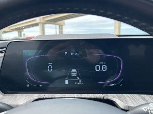 Used 2025 Kia Telluride EX w/ EX Captain's Chair Package AWD/4WD image 24