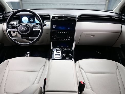 Certified 2024 Hyundai Tucson Limited AWD/4WD image 18