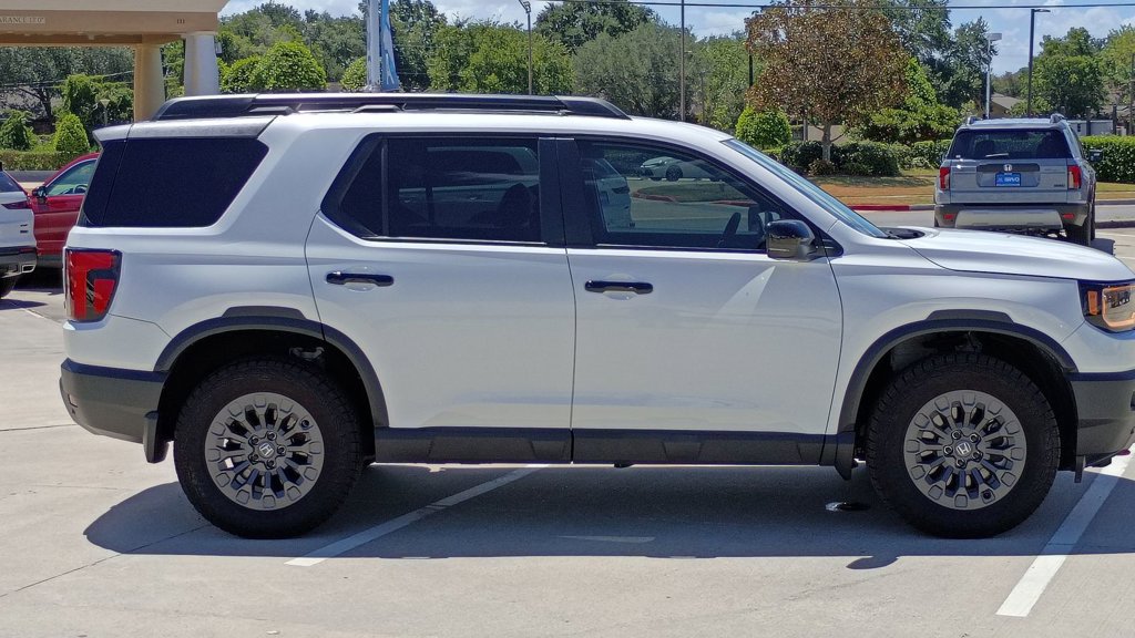 Used 2026 Honda Passport TrailSport image 4