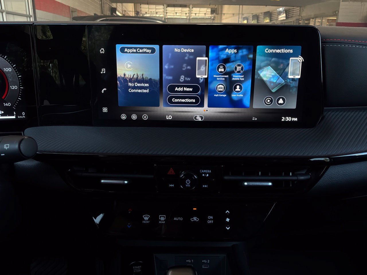 Used 2026 Nissan Kicks SR FWD image 30
