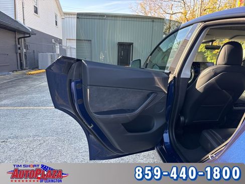 Used 2021 Tesla Model Y Long Range image 51