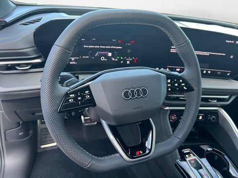 New 2025 Audi SQ5 Premium Plus image 10