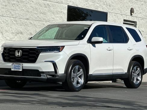 New 2025 Honda Pilot EX-L image 24