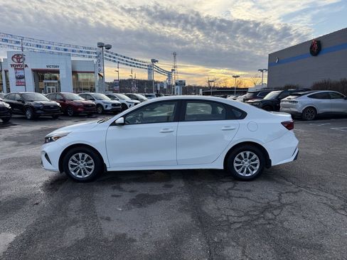 Used 2022 Kia Forte Sedan image 4