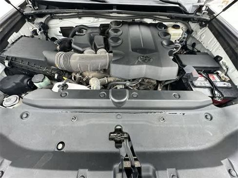 Used 2016 Toyota 4Runner TRD Pro image 24