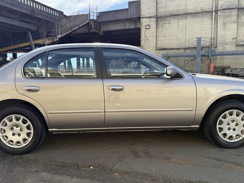 Used 1998 Nissan Maxima GXE FWD image 22