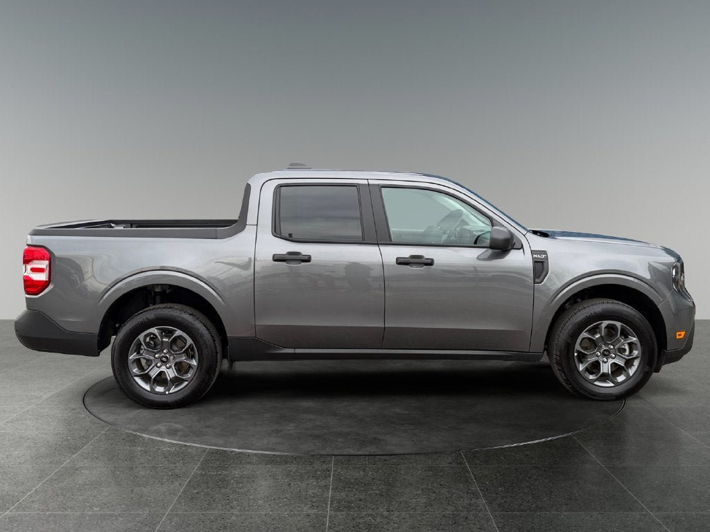 Certified 2025 Ford Maverick XLT w/ 4K Tow Package AWD/4WD image 10