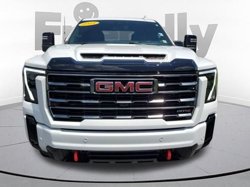 Used 2025 GMC Sierra 2500 AT4 AWD/4WD image 8