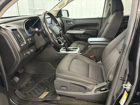 Used 2018 Chevrolet Colorado LT w/ Redline Special Edition AWD/4WD image 35