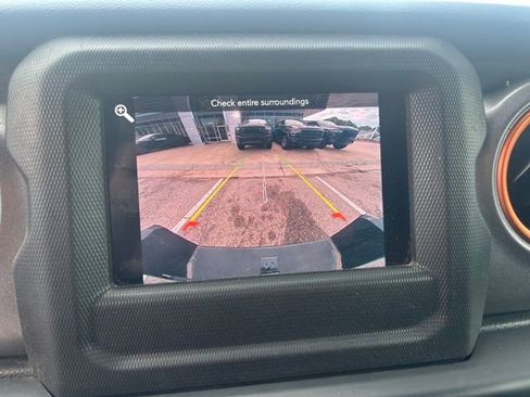 Used 2021 Jeep Gladiator Mojave w/ Trailer Tow Package AWD/4WD image 14