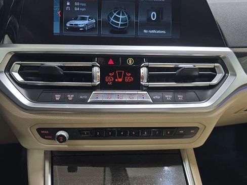 Used 2020 BMW 330i Sedan w/ Convenience Package image 22