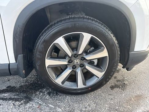 Certified 2025 Honda Pilot Elite image 15