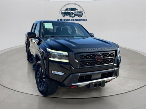 Used 2022 Nissan Frontier PRO-4X image 7