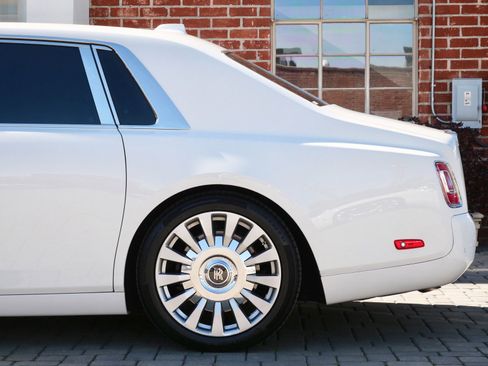 Certified 2018 Rolls-Royce Phantom Sedan image 22