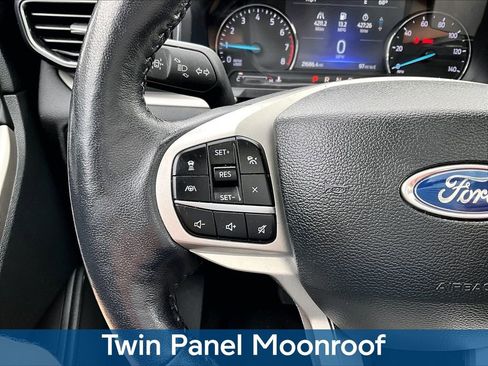 Used 2023 Ford Explorer XLT w/ Equipment Group 202A AWD/4WD image 15