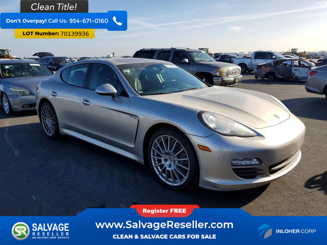 Used 2012 Porsche Panamera 4 image 5