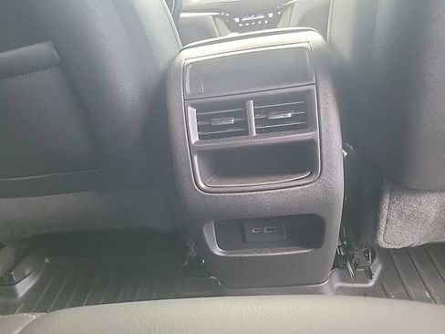 Certified 2020 Cadillac XT5 Luxury image 32