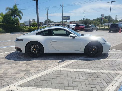 Used 2022 Porsche 911 Carrera w/ Premium Package image 6