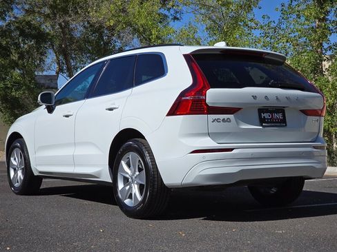 Used 2022 Volvo XC60 B5 Momentum AWD/4WD image 8