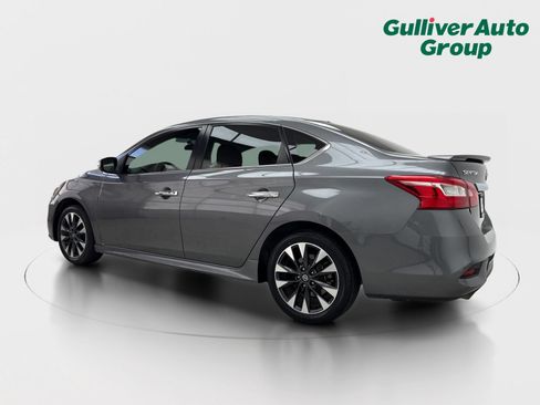 Used 2019 Nissan Sentra SR FWD image 4