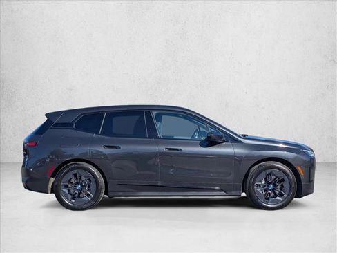 Certified 2023 BMW iX xDrive50 w/ Premium Package image 4