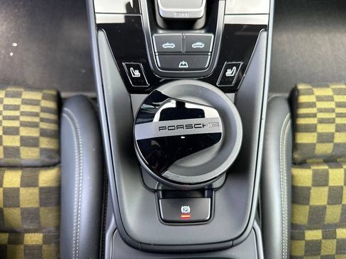 Certified 2026 Porsche 911 Carrera GTS RWD image 31