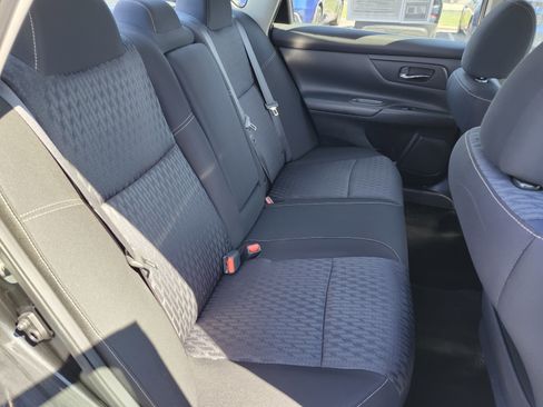 Used 2018 Nissan Altima 2.5 S w/ S Convenience Package image 18