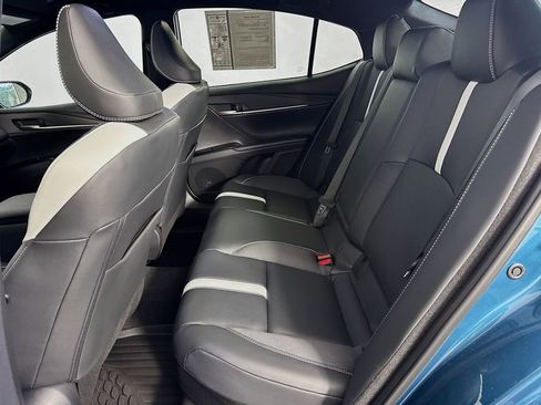 Used 2026 Toyota Camry SE w/ Convenience Package image 35